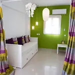 Uno Beachfront