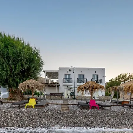 Uno Beachfront *