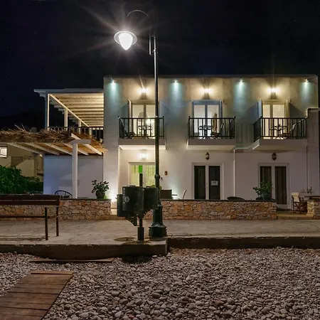 Uno Beachfront Appartement *