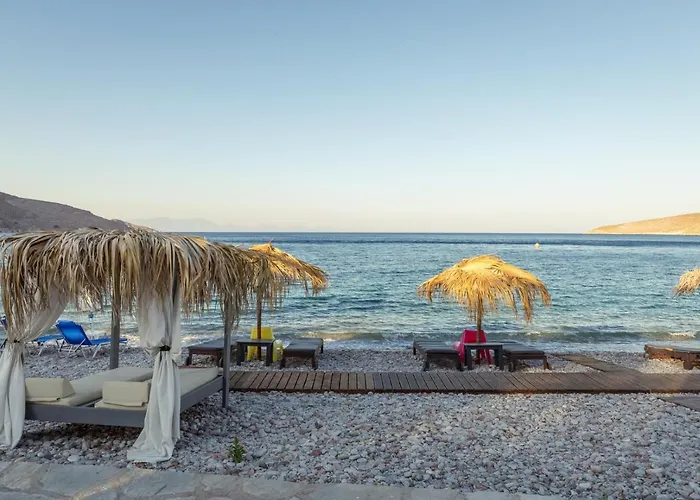 Uno Beachfront Apartament