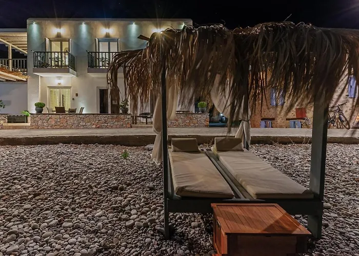 Uno Beachfront Livadia (Tilos)
