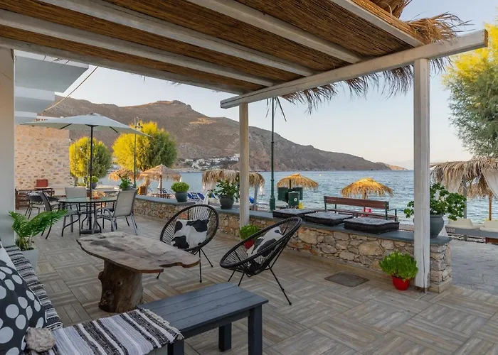 Apartament Uno Beachfront Livadia (Tilos)